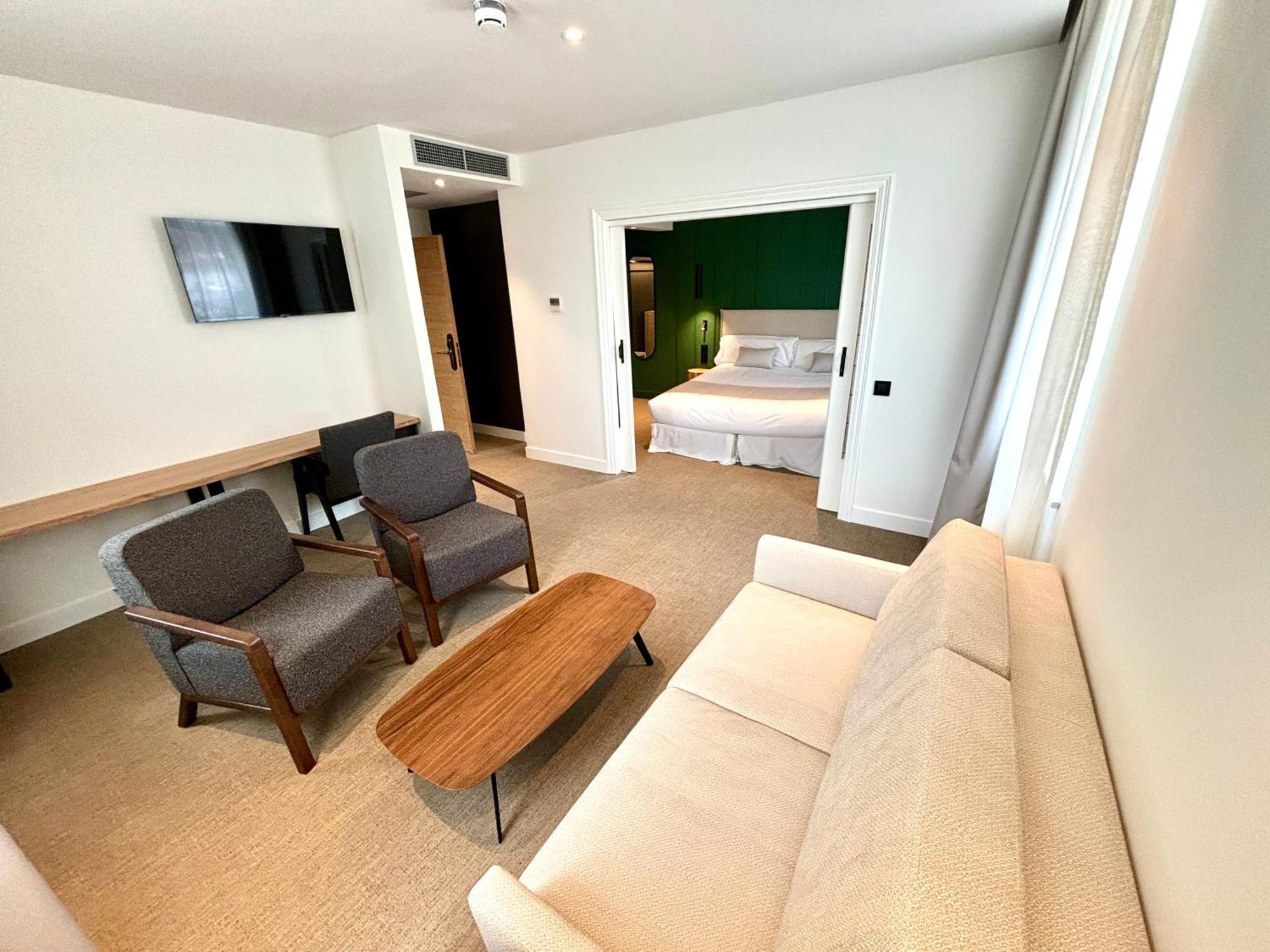 Mondragon Hotela Hotel